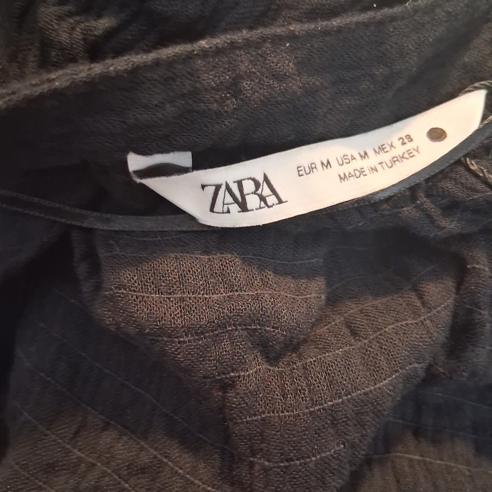 Zara Black Textured Top